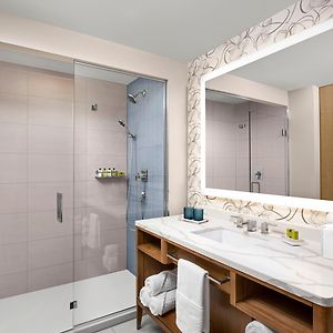 Classic Queen Room Two Queen Beds Harbour View